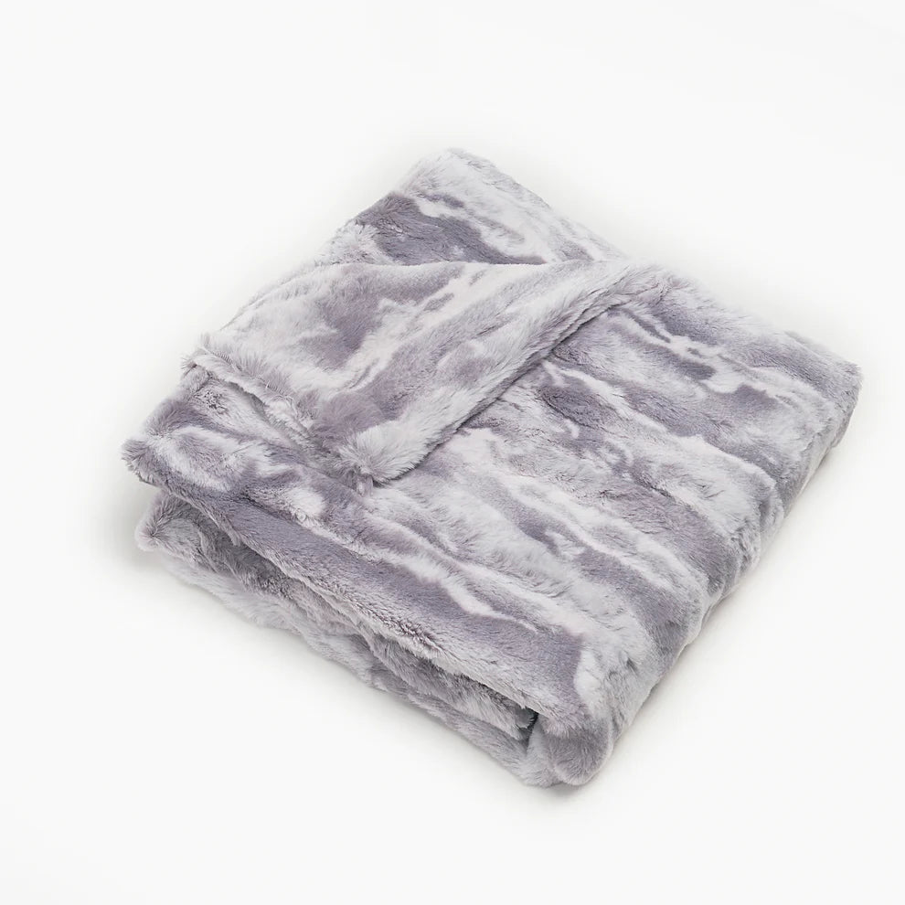 Mini Pocket Faux Fur Marbleized Blanket in Gift Box -
